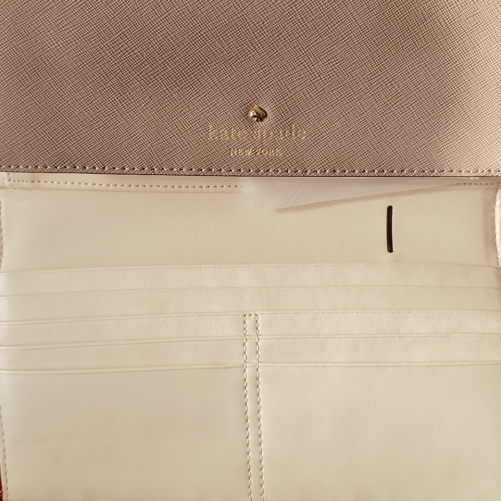 Kate Spade Large Wallet - Picture 4 of 7